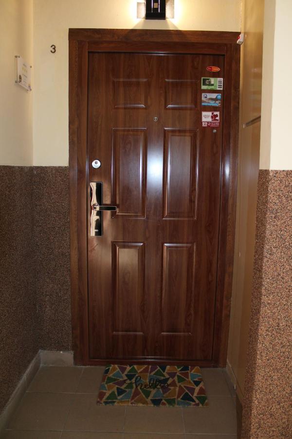 شقة Izzy Apartament ميسكولك المظهر الخارجي الصورة